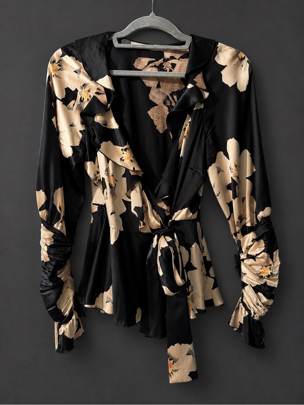 Blumarine Made in Italy Black Floral Wrap Tie Blouse Size 46 / L
